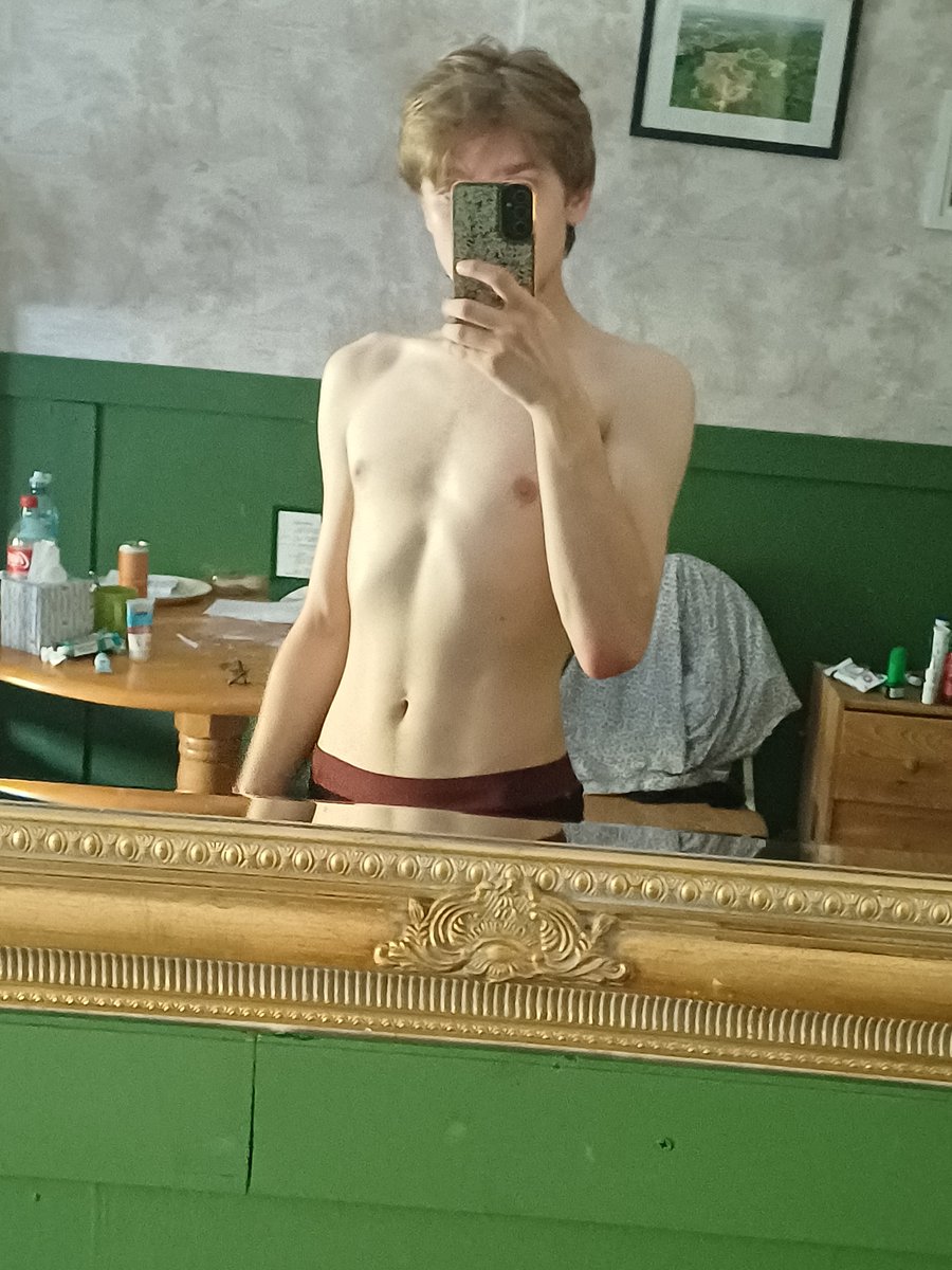 TwinkCn's tweet photo. Im boiling alive out here
#gay #twink https://t.co/PUyft7DVgc