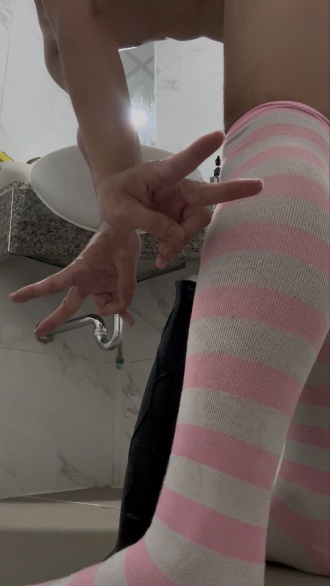 waapaiii1's tweet photo. 🍑รีโพสต์เยอะเดี๋ยวปล่อยคลิปตัวเอง🫣
#ล็อคจู๋ #gayth #ขย่มดิลโด้ #ดิลโด้ม้า 🐴 https://t.co/KTWbm1k1bE
