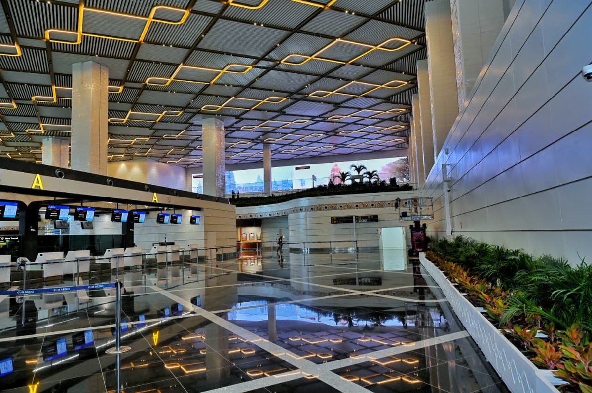 Silly3010's tweet photo. @Noxtradm @info_maiden Keep comparing yourself to illiterate Indian villagers (who will die or forced to urbanize soon), the airport is also built by Indians and it's probably better than all your airports in “croatia”, I'm pretty sure one of our companies are making railway tracks in croatia too lol https://t.co/V3HefNmWfb