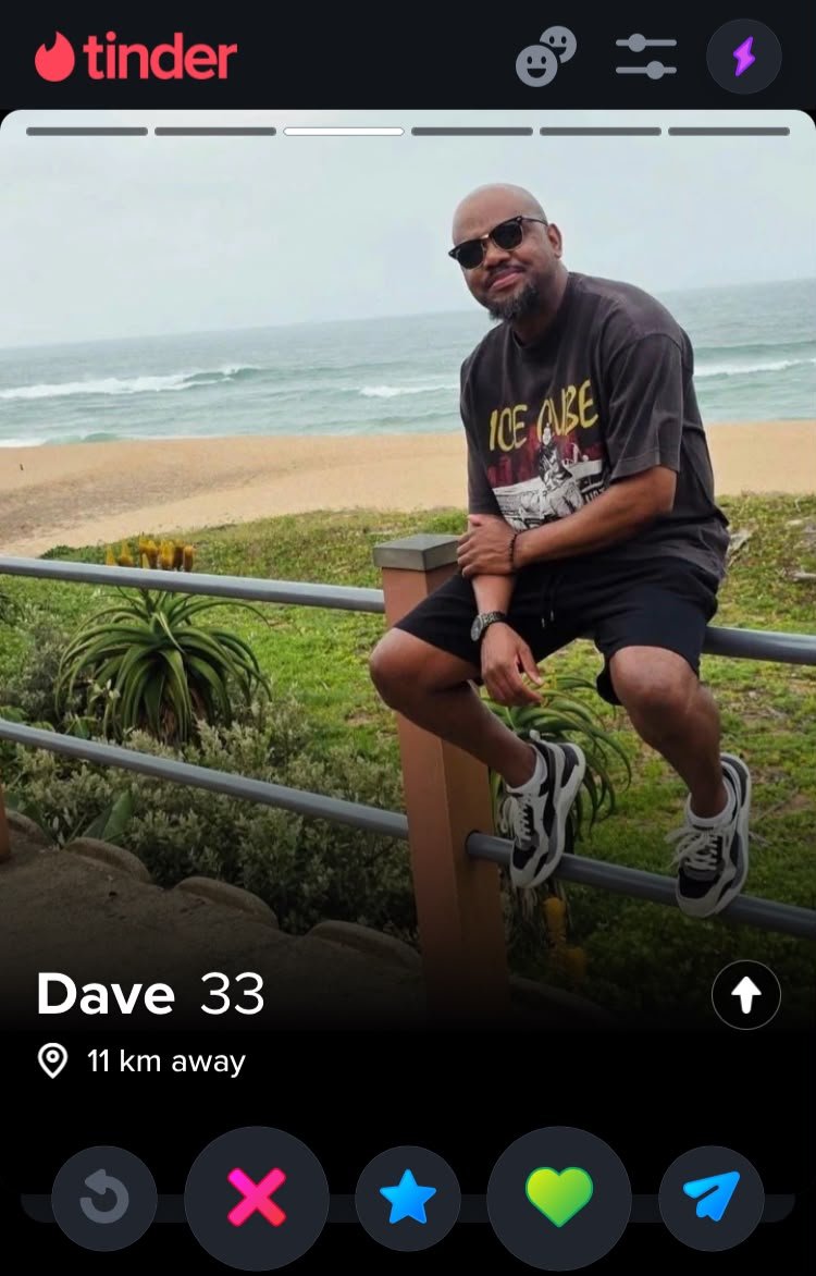 NkanyeziKubheka's tweet photo. Guys, I am not on Tinder &amp; I am not Dave or David. I have been reporting this account but they keep creating another one using my pictures. Please report those accounts if you come across them. 😤‼️⚠️🚮 https://t.co/vAopuTxjQX
