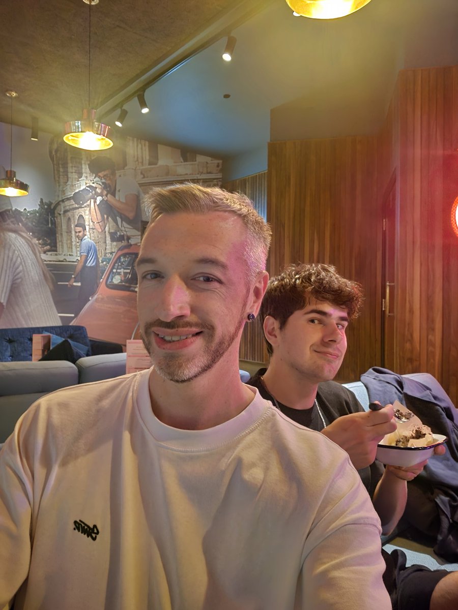 leighwynne33's tweet photo. BIG HAPPY BIRTHDAY to @Ty_Ler45 i hope your having a fabulous day and I hope you enjoyed your bday weekend with yours truly! Haha 🥰🥰🥰

🎂 🥳 🎉 🎈 🎁 🎊 

#happybirthday #bestie #livingyourbestlife https://t.co/1bRpt7JE7k