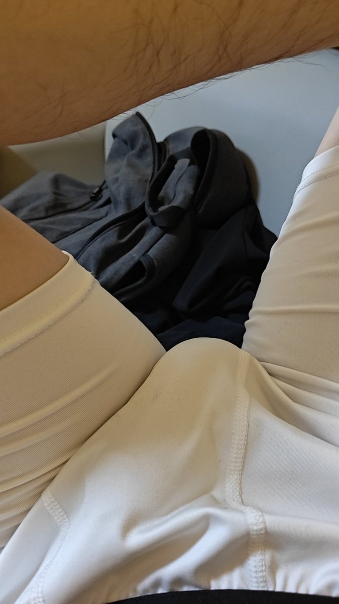 lijiatu2002's tweet photo. 今日内搭 https://t.co/rbjSU71aTq