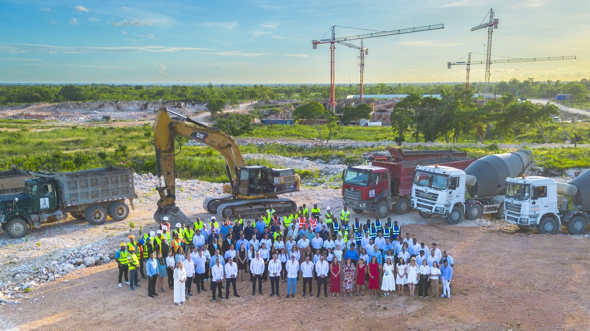 infoturDom's tweet photo. Grupo español @clerhp Estructuras celebra quince años con @LARIMARCITY &amp; Resort como proyecto estratégico https://t.co/HXZ3R85g1X @fmorenocuevas @Ceo_Clerhp @perguimaky @AdetiRD @PresidenciaRD @ALBERTOCAMINERO @Comunicaciondo https://t.co/cjqKoczfiM
