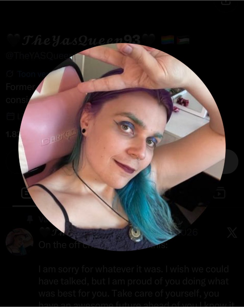 PlsStopThanks's tweet photo. @TheYASQueen93 @PlayBackPr13326 @spaceghost That’s a whole lot of trashtalk for someone who looks like this LMAO https://t.co/ezFBGT2HqS