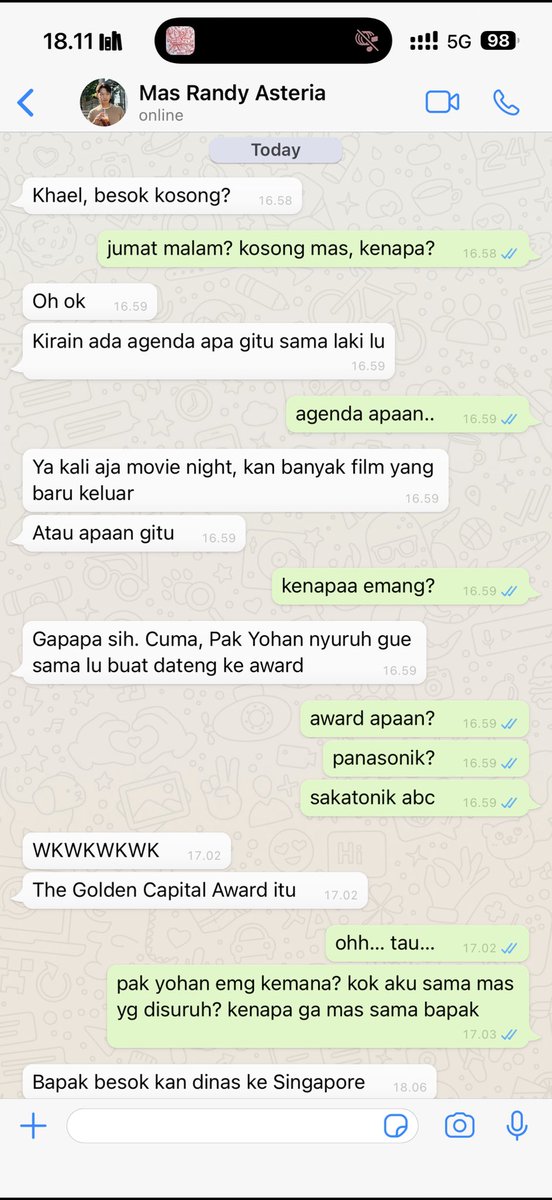 sentuh's tweet photo. Firmament.

; khael — jati from Bintang Kecil dan Langit Malam. https://t.co/xVigcCiEEh