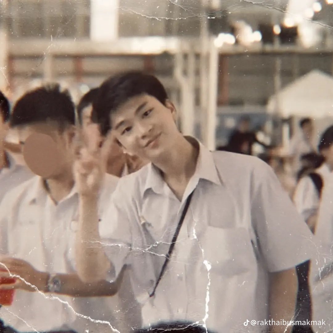 bnpmx_'s tweet photo. ชญานนท์ No.1 ในการถ่ายรูปด้วยการชูสองนิ้ว น้องชูสองนิ้วมาตั้งแต่สมัยมัธยมเลย เอ็นดู5555
#THAIchayanon https://t.co/QFVMe5lugF