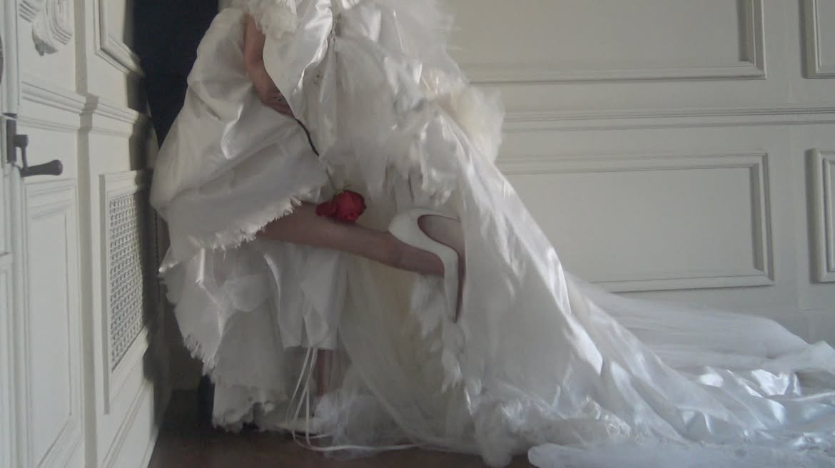 itgirlbackup's tweet photo. Literally obsessed with every picture of their wedding omggggg https://t.co/hkNt0SY1DM