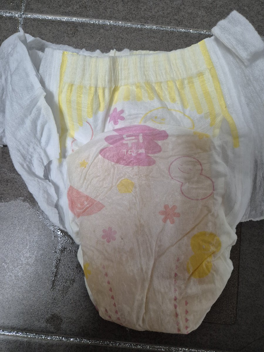 captin121203's tweet photo. 💛🤍🍯🐣🐥🌼 https://t.co/UUjII6WXff
