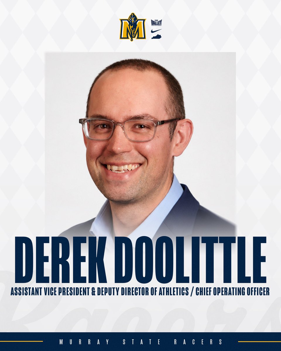MSURacers's tweet photo. 🤝 Visionary Leader. 
📈 Innovative Mind.

Murray State Athletics has named Derek Doolittle, the former GM of the Rose Bowl, as Assistant Vice President &amp; Deputy Director of Athletics/Chief Operating Officer! 

🔗: https://t.co/M7ueBQetAF

#GoRacers🏇 https://t.co/FHga7vUnTK