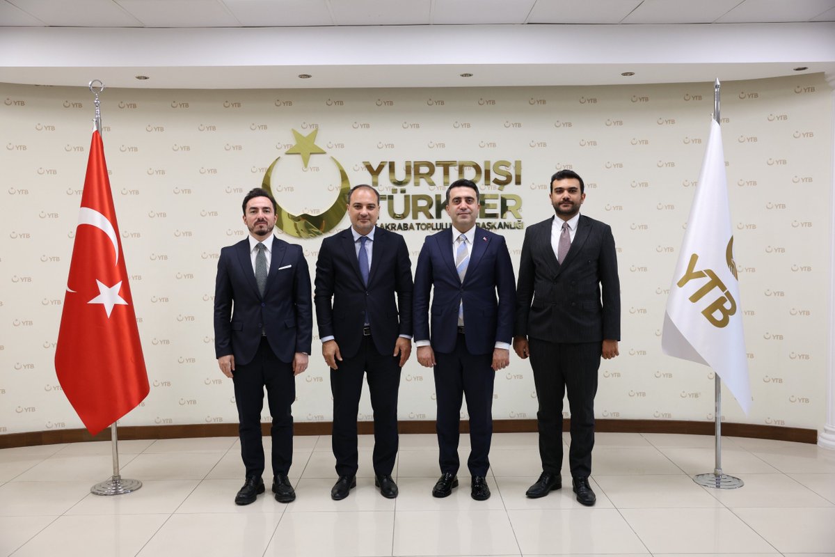 omerbuk's tweet photo. YTB Başkanı Sn. Abdulhadi Turus’u; Genel Başkan Yardımcılarımız Av. Ali Kasım Tuna ve Harun Köksal ile ziyaret ettik.

Oybirliği olarak yeni projelerimizi değerlendirdiğimiz verimli bir istişare gerçekleştirdik.

Nazik ev sahiplikleri için Sayın @haditurus'a teşekkür ediyorum. https://t.co/AtFzkZFsS2