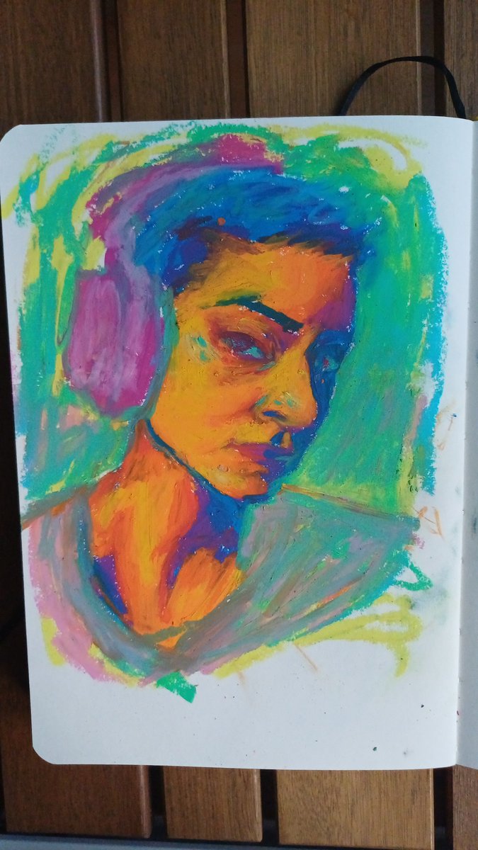 rohanswetsocks's tweet photo. Silly self portrait https://t.co/aYCqkTdHKN