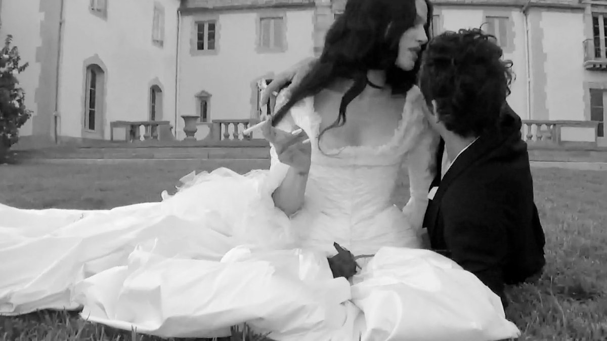 jenythhh's tweet photo. it’s crazy how hard these photos would’ve gone on tumblr. https://t.co/zL5CbYtDyE