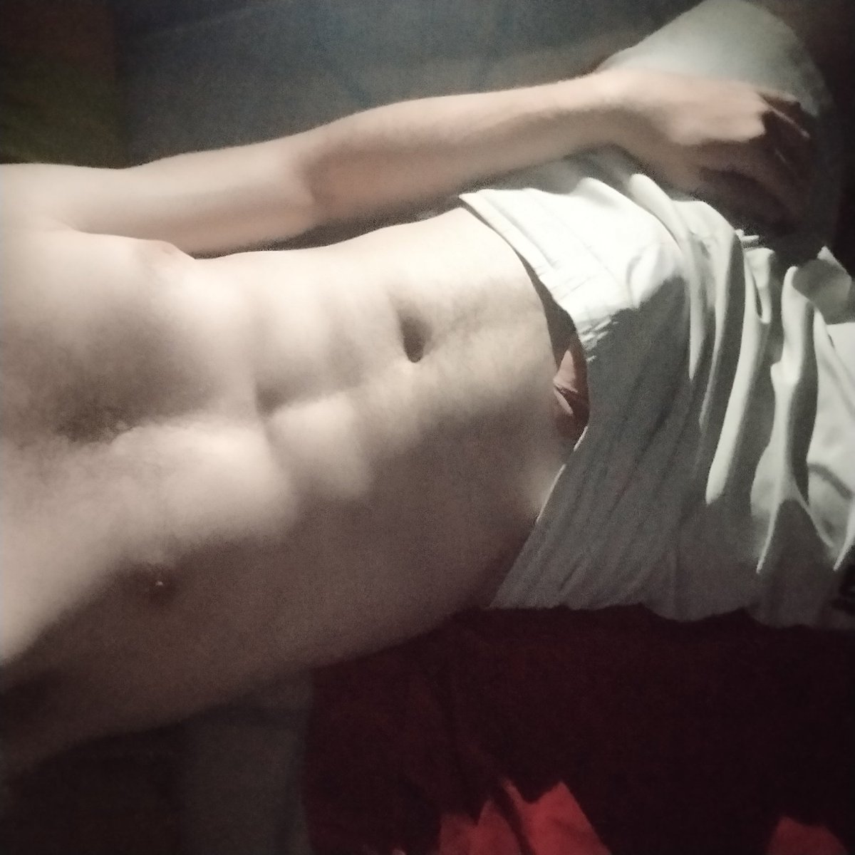 rambo1622's tweet photo. Alguien quiere amigar o morbosear? https://t.co/Jsy5bTfqBc