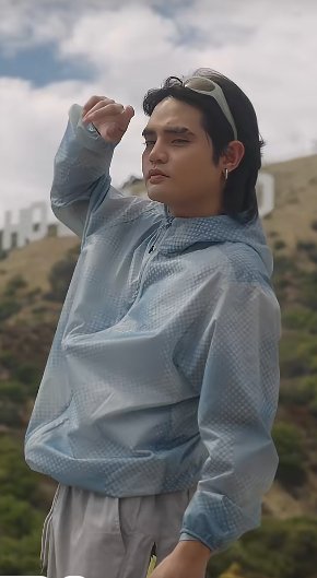 maria171819g's tweet photo. Ang gwapo ng amo ko!🤗

@SB19Official #SB19
#PABLO
#SB19_PABLO
#LAWLESS #SB19LAWLESS https://t.co/ICNMQ8JZoK