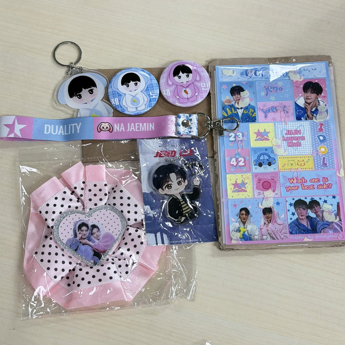 cachagiya's tweet photo. Timakacii banyakk untuk freebies nyimup ini
KYOOOOOTTTT ⸜(｡˃ ᵕ ˂)⸝♡

the cutest and prettieeeestt💗
@widyans_9 @pinapinayaa @kyoleena @orenjimong @andy_indah02 @nalovezcore @3lujaemine https://t.co/8kUdspezIQ