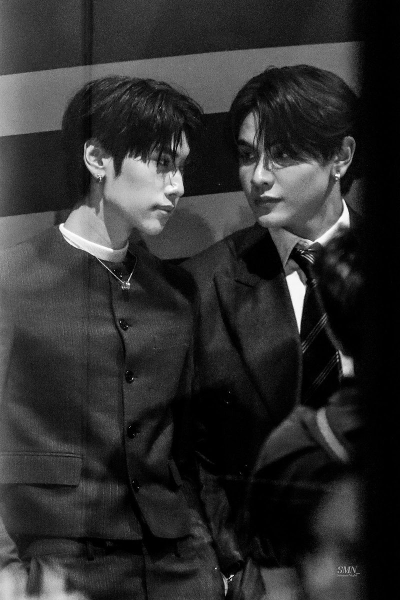 nataaaluvv's tweet photo. #joongdunk few tweets au.
: day one jadi sekretaris https://t.co/xrgIIs18kc