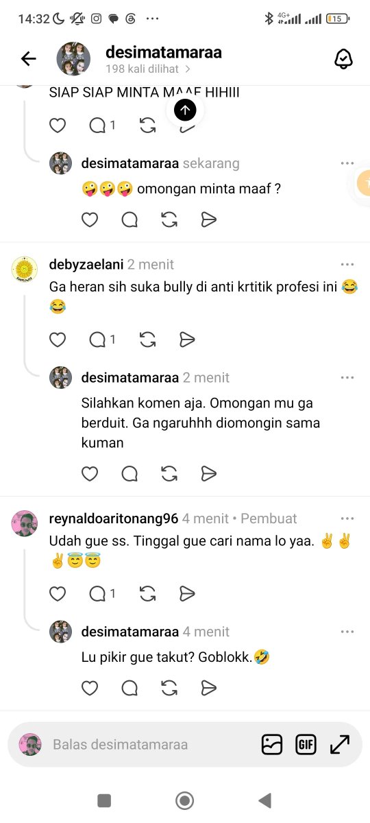 keluhkesahkonoh's tweet photo. Dokter, orang Batak, beragama Kristen atau Katolik, boru Sinurat. Tapi begini cara dia membalas komentar.

Ingat ya, Dok, akun kamu sudah saya screenshot.

Kalau memang lagi ada masalah di dunia nyata, sebaiknya diselesaikan dulu. Jangan sampai dilampiaskan dengan marah-marah di Threads.

Coba lihat sendiri cara beliau mengetik dan merespons. Menurut kalian, apakah seperti ini mencerminkan seorang dokter?

Bayangkan kalau suatu saat kalian bertemu langsung dengan beliau di kehidupan nyata.