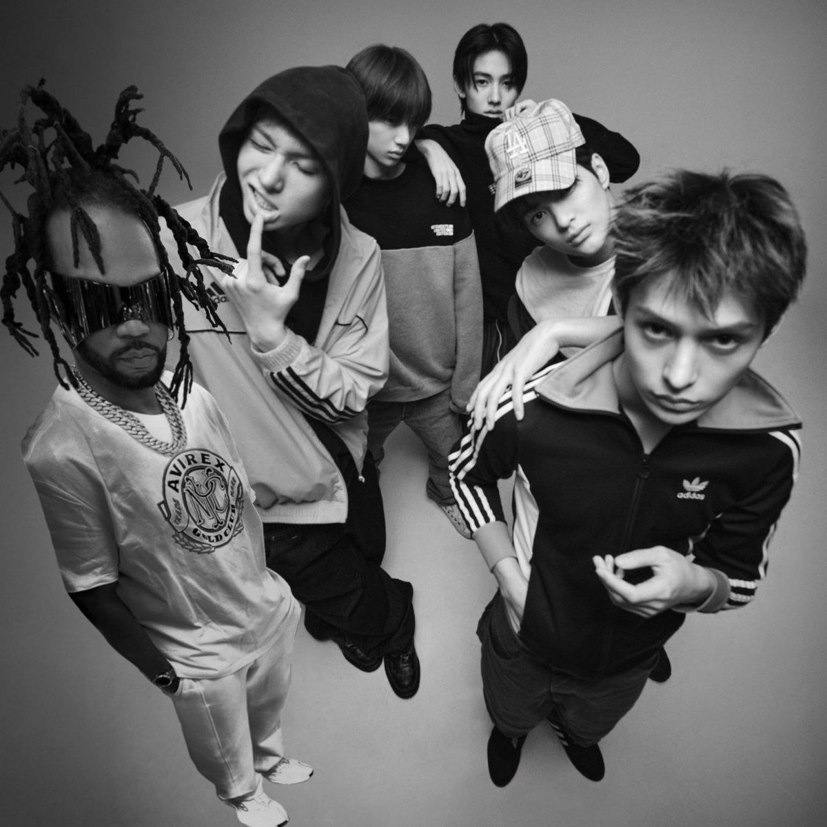 kzeonho's tweet photo. We drop 'Motion' ft Juicy J. https://t.co/ZWkDZKg0Ta