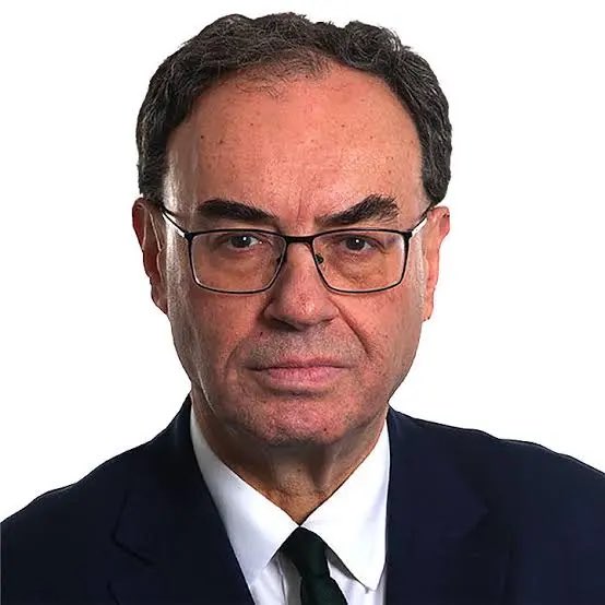 SeddSezz's tweet photo. So the Bank of England is allowing 1,000 employees to work from abroad.

Staff at the bank have clocked up almost 13,000 days overseas in 2025 alone!

This remote working policy is a total sham.

The Bank employs too many people to start with!

What’s worse, Andrew Bailey is a weak, woke donkey of a Governor. 

He has no real control over either the economy or his bloated staff.

The Bank of England requires radical change.