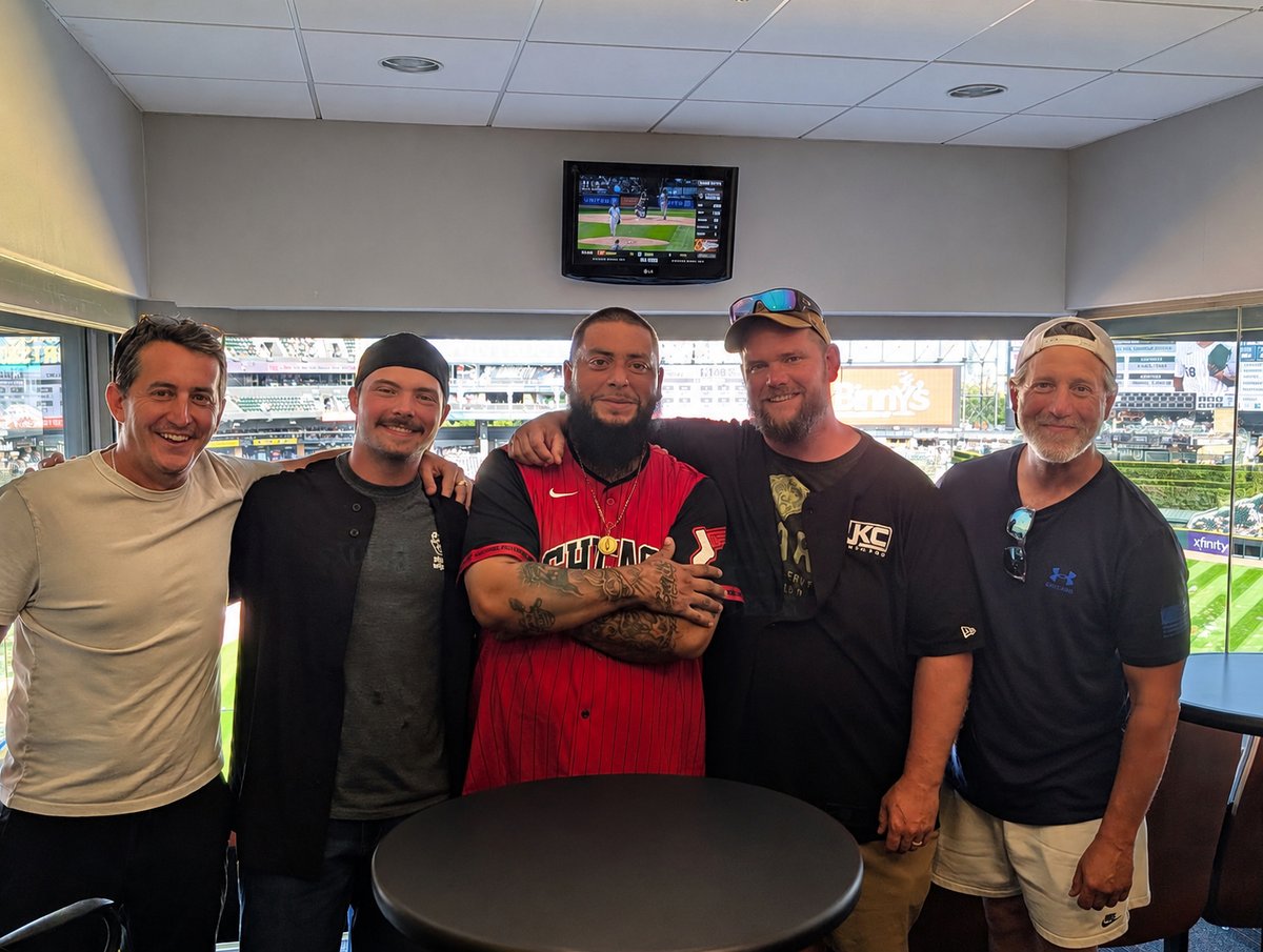 JKC_Chicago's tweet photo. ⚾️JKC took us off the jobsite and to the ballgame! Our GC team and partners enjoyed a fun afternoon at Rate Field, building relationships both on and off the field. 

#TeamOuting #RateField #TeamBuilding #JKCGC #BallparkFun#GCPartners https://t.co/W7vbMYuwAl