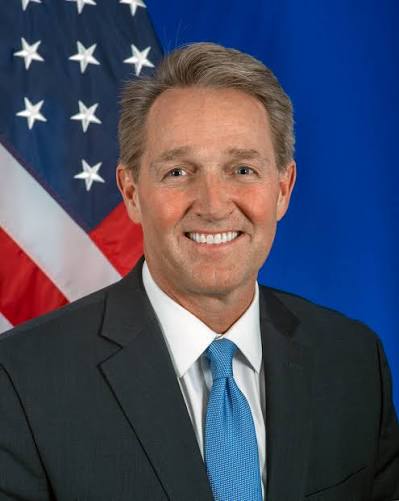 DemocraticWins's tweet photo. BREAKING: In a stunning moment, Republican Senator Jeff Flake just announced that he is endorsing Senator Jon Ossoff. This is how you build a winning coalition in a tough swing state. https://t.co/HfwwUXjP0z