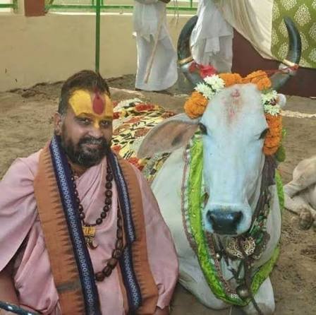 FPadhai's tweet photo. #गौमाता_राष्ट्रमाता
आदरणीय प्रधानमंत्री श्री At the appeal of malookpetth wale maharaj ji
@narendramodi 
@PMOIndia
1. गौ-वध पर प्रभावी एवं पूर्ण प्रतिबंध संबंधी कानून बनाने पर विचार किया जाए।
2. गौ को विशेष सम्मान प्रदान करने के विषय पर राष्ट्रीय स्तर पर विचार-विमर्श किया जाए। https://t.co/beuJee3r20