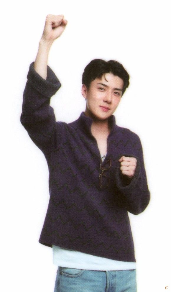uf0sh's tweet photo. this sehun >>> https://t.co/FATENMWUNL