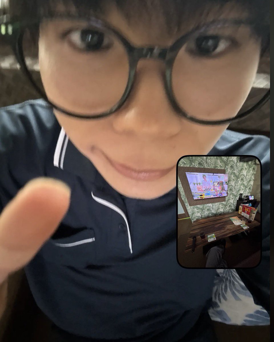 hq_c3's tweet photo. 久々にカラオケ行った^_^ https://t.co/7AdQ9JPo5c