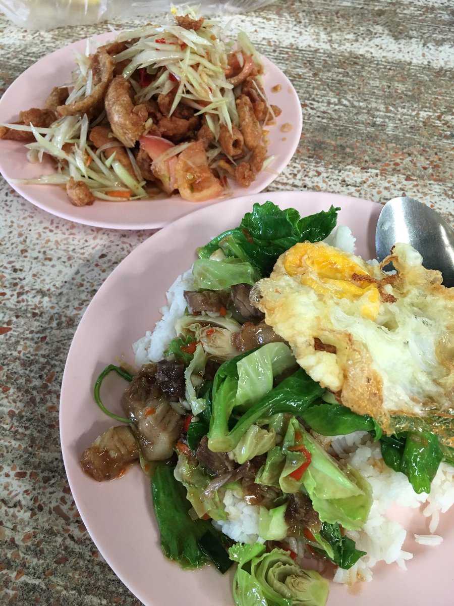 Cyclaminos's tweet photo. ติดใจหนังไก่จากเมื่อวานแท้ๆ 🍗
บวกกับมาเห็นแขนงแอคนั้น เลยออกมาเป็นแบบนี้หละ ออกเป็นคอมโบนี้เลย 🤭 https://t.co/RtLdPSNPeY