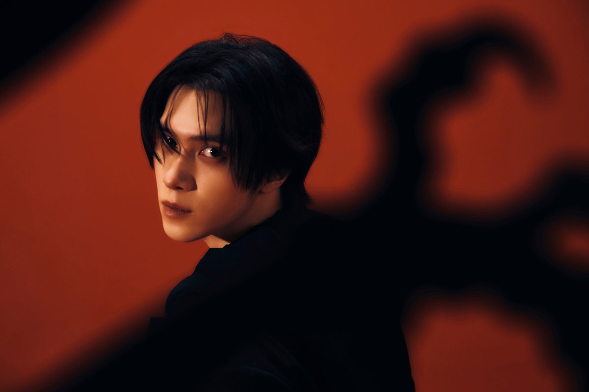 WayV_official's tweet photo. WayV 'Vision Wings' Teaser: yuān #HENDERY

WayV The 8th Mini Album 【Vision Wings】
➫ 2026.08.10 (CST/KST)

💿Pre-order
https://t.co/RwlOpqnmZr

EVERYTHING, ALL AT ONCE, NEO
https://t.co/K8oziWjjLn

#WayV #威神V #鸢
#WayV_VisionWings
#NCT_10TH_ANNIVERSARY https://t.co/pBrDX1JjdD
