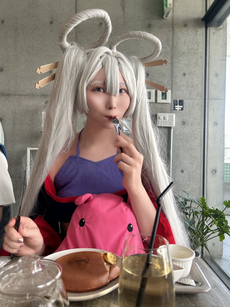 Hoole_fool's tweet photo. コスサミ2日目はヤチヨしてました〜
パンケーキ美味しかった🥞
#コスサミ2026 https://t.co/gLZI2yeuuJ