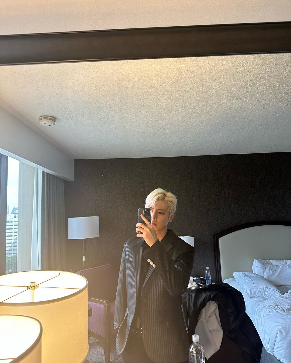 taegyeorm's tweet photo. DUALicious. https://t.co/r6mOE9WBML