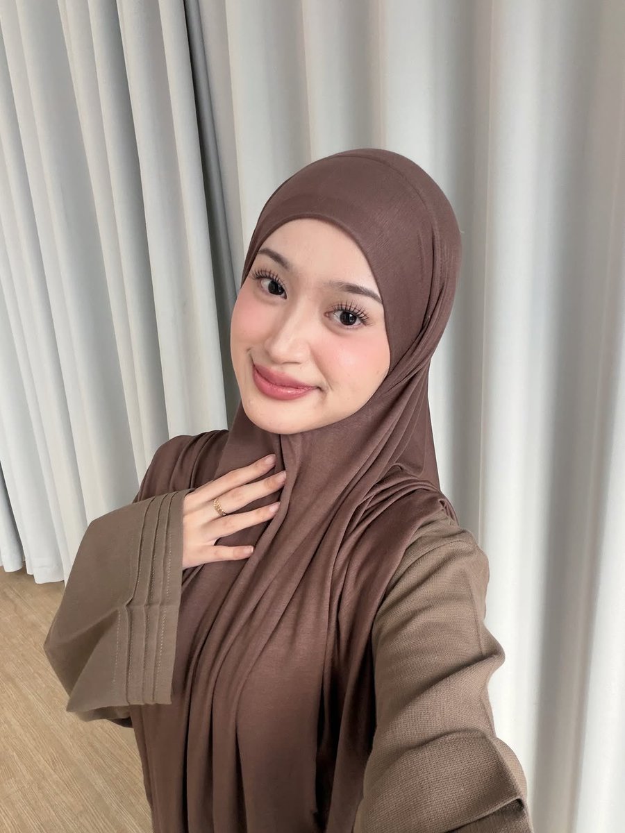 ThemightyZ666's tweet photo. Wynne aqila https://t.co/ol1zqaeY9M