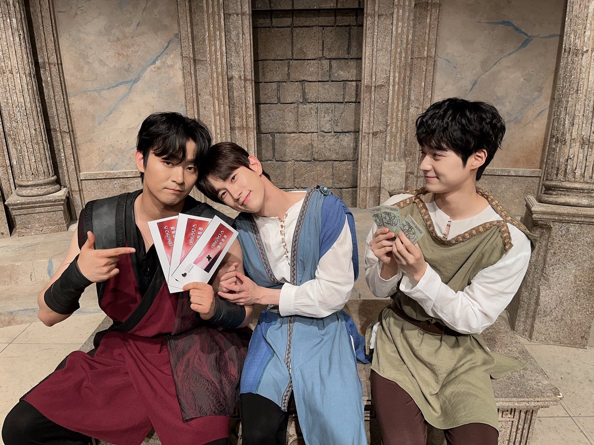 oh_moon_oh's tweet photo. 귀여워ㅋㅋㅋㅋㅋㅋ 그래요 돈은 다 피론한테 주고 멜가토는 사이좋게 행복하게 지내세요🫶 https://t.co/Qq8pyjcomK