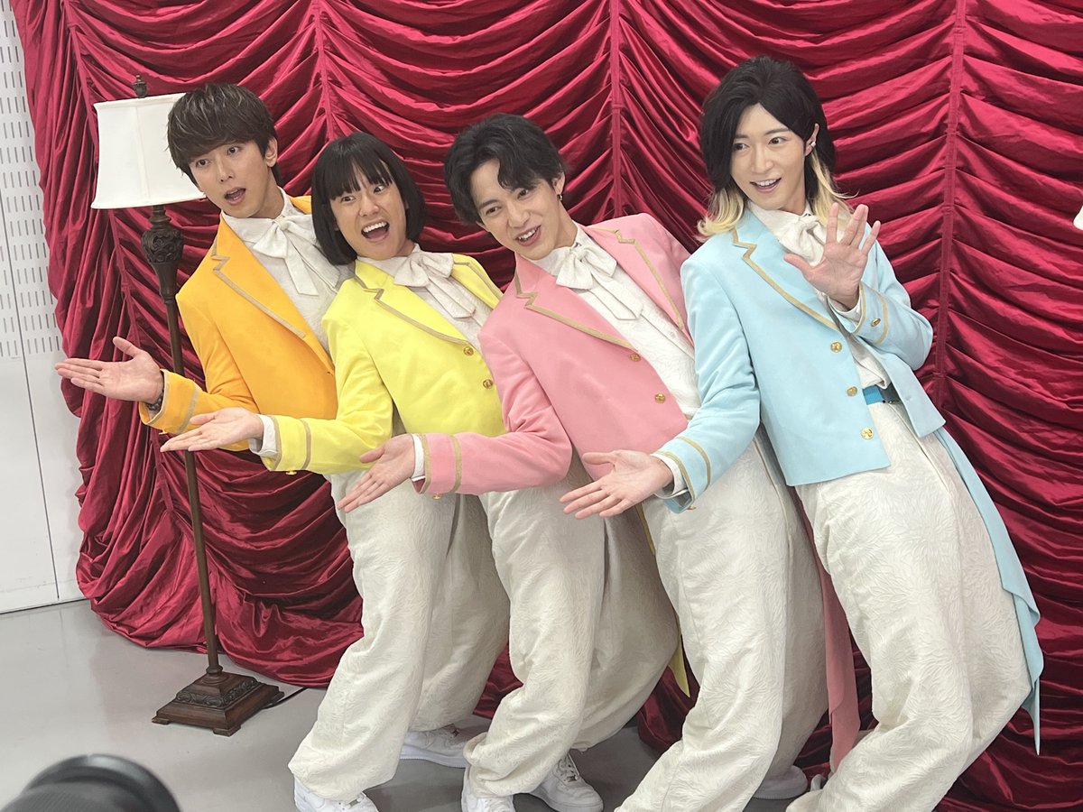 CRcrownland's tweet photo. #のど自慢

初出演決まりました！！！

https://t.co/S99jzPw0QF

さぁ、記念すべき初共演を狙いに来てください！

#モナキ　の曲で応募してね！

4人で組まなくても1人でも5人でもいいの！何人でもいいしどの曲でもいいからモナキの曲で応募よろしくね！

歌に自信があるない関係ないの！

記念です😊 https://t.co/FevSeGbauf
