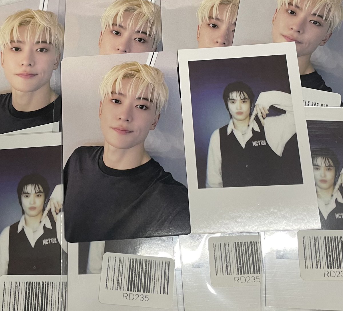 yyyeonB's tweet photo. 🚚 พร้อมส่ง การ์ด แจฮยอน

เซลฟี่ + พลล

💰 set 120-. ( ได้2ใบ)
📦 ค่าส่งเหมา 40

สอบถามทักdmได้เลยนะคะ
#ตลาดนัดnct #ตลาดนัดnct127 https://t.co/ed6lKdSebm