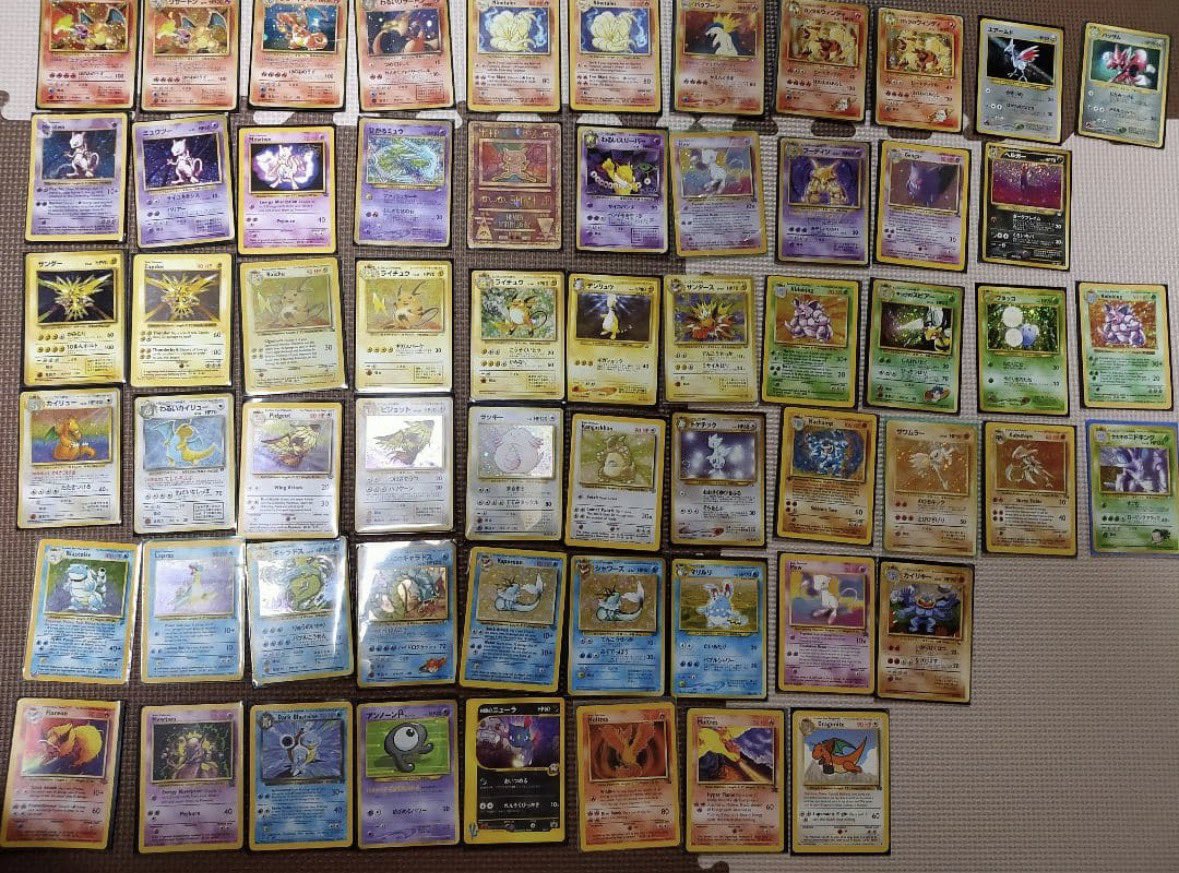 suwahasu's tweet photo. 2020年の時点で私は誰よりも早くポケカの価値を見抜いていた。そして秘蔵のポケカコレクション(各種リザードン、ひかるミュウ…他多数)をまとめてメルカリで売却していた。

利益2,761円。

投資センスありすぎるね本当。🥹ｷﾞｴﾋﾟｰ

#旧裏
#ポケモンカード https://t.co/8HonBJMvNw