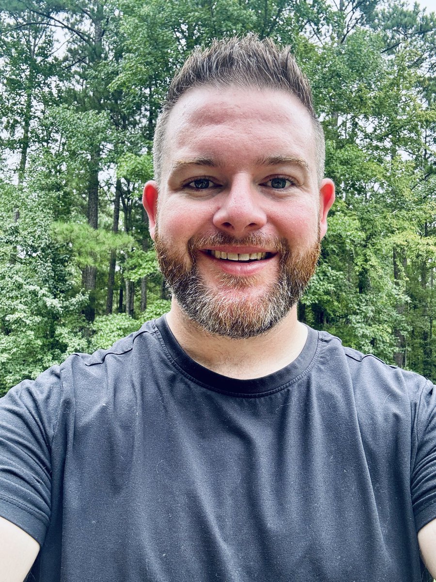 RichUndone's tweet photo. Good morning. 🌲🐻

A little sunshine, a little fresh air, and a reminder that not every day has to be exciting to be a good one.

Hope you have a great day. https://t.co/sRw6dXOSFm