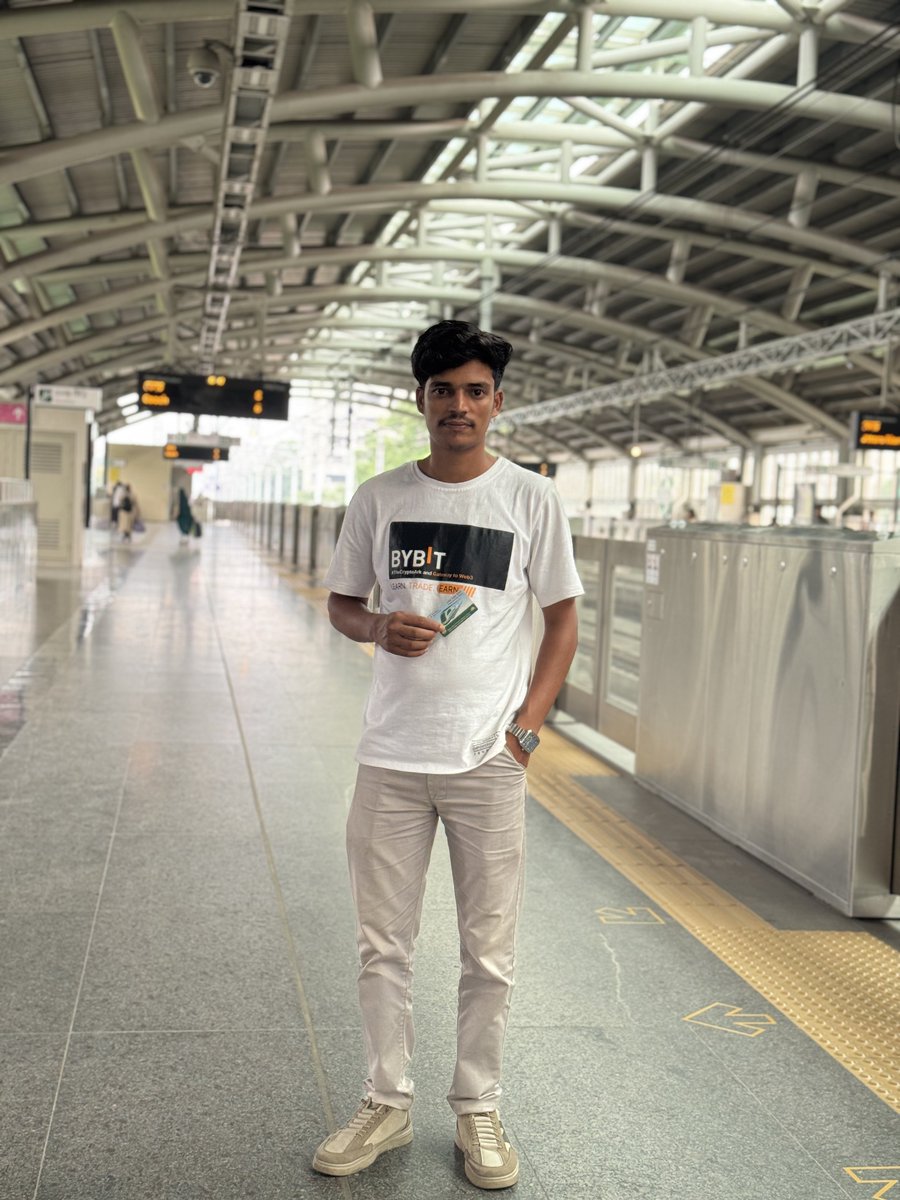 Shakib309221's tweet photo. @Bybit_Official I am a vip user of bybit https://t.co/4taIFJi3CE