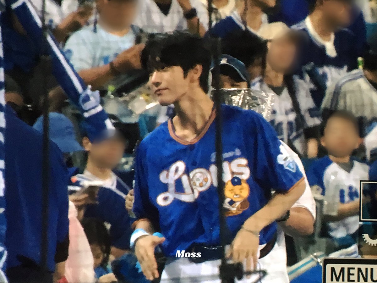 ioooi045's tweet photo. 오늘은 댸엉이아니고 쟤희인거 인정이요 https://t.co/stvWRfVvNr