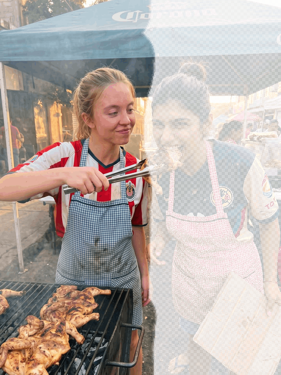 Random_Verse01's tweet photo. BBQ Queen https://t.co/XLnWOHwbpx