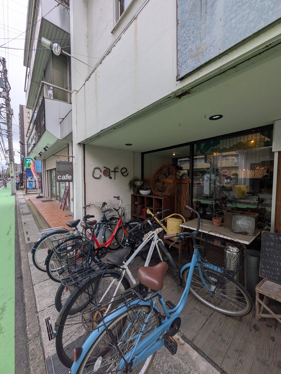 f14tomcatsuki's tweet photo. 昨日は着物友達とお出かけの時に
パンケーキを食べました!
以前他の所で食べた時は柔らかく、
大きさの割に食べることが出来ましたが、
こちらのパンケーキはしっかりとしたパンケーキで結構お腹が一杯になりました https://t.co/18JabYDOn3