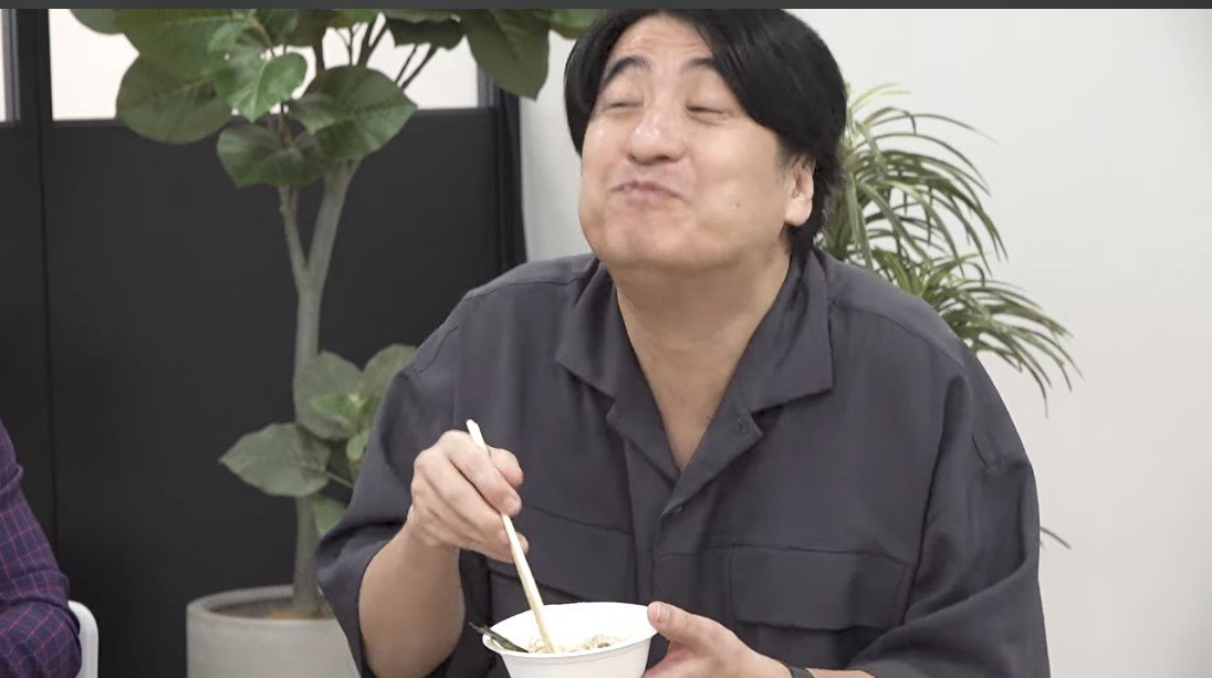 wcwjcf's tweet photo. @nobrock まさかラフラフYouTubeで佐久間さんの"うまー！"を見られるとわ😆 https://t.co/ZcpNWdu2vo