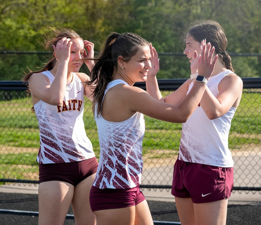 inguyfitguy's tweet photo. Indiana track #babes https://t.co/1qyZHb6Ur1