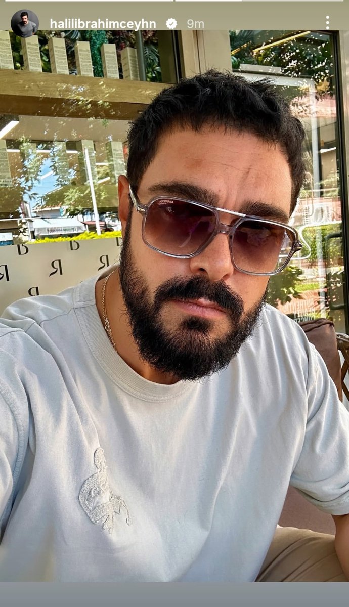SdrrajpotR's tweet photo. "Aww MASHALLAH, my handsome! 🥹 We missed you so much! Seeing you brings happiness I can’t even describe. ✨ I feel like this is the first picture after shooting—judging by your face and forehead mark, some fight scenes went down! 🥰 My one and only!🤍😎🫠"

#HalilİbrahimCeyhan https://t.co/EotCghKvgS