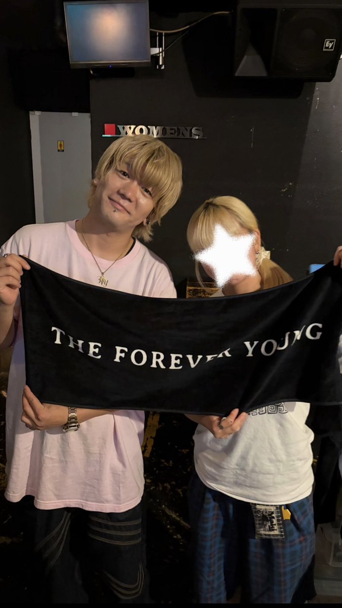 same_ri0_tfy's tweet photo. 2026.8.4 小倉FUSE 20周年
          THE FOREVER YOUNG、ammo

エバヤンの代わりは居ないです。
何回でもその手繋ぎに行きます😭♡ https://t.co/IA1BhF4r5S