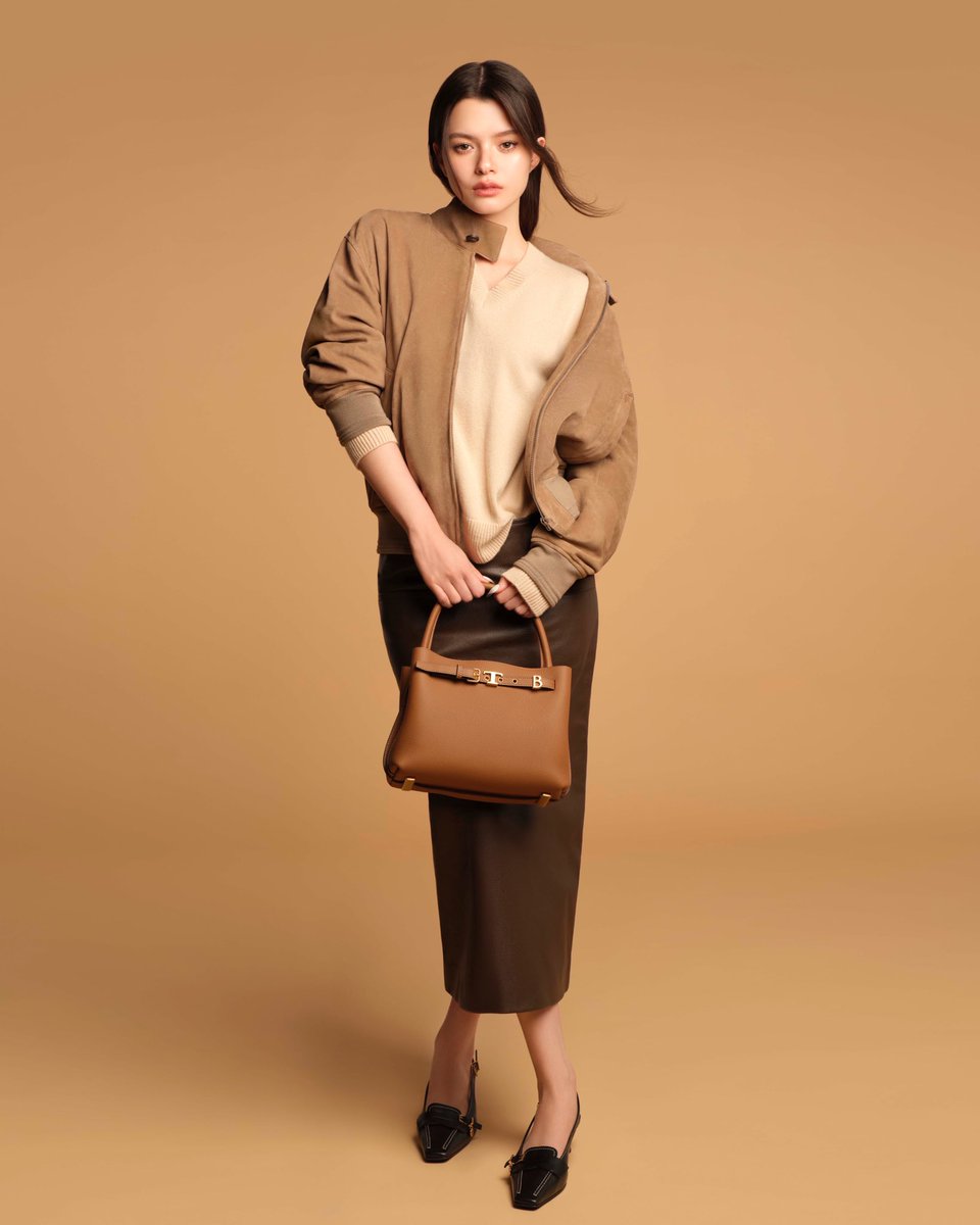 bazaarthailand's tweet photo. TOD’S ประกาศแต่งตั้ง ‘เบ็คกี้ รีเบคก้า’ ขึ้นแท่นในฐานะ Brand Ambassador คนล่าสุด

ความร่วมมือครั้งใหม่นี้ แบรนด์ Tod's ตอกย้ำวิสัยทัศน์อันร่วมสมัยและมรดกอันเป็นเอกลักษณ์ของแบรนด์ไปพร้อมกับเบ็คกี้ อาร์มสตรอง สะท้อนคุณค่าของ Tod’s ได้อย่างสมบูรณ์แบบ

#Tods 
#Beccca 
#BAZAARThailand https://t.co/dSMjtZdMhs