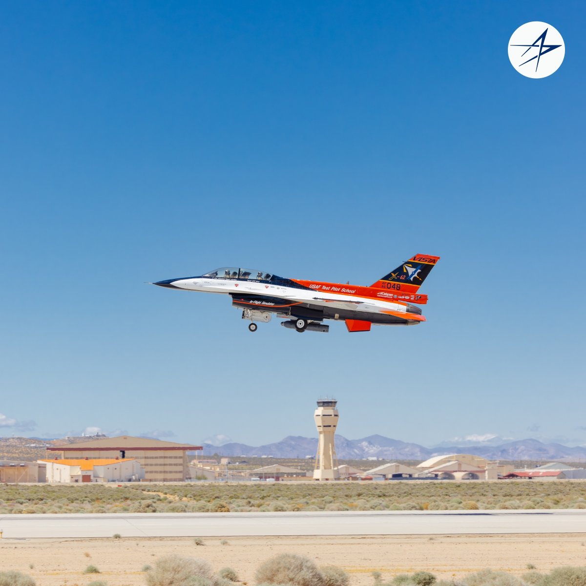 LMNews's tweet photo. .@LockheedMartin Skunk Works®, in partnership with the @usairforce Test Pilot School, @EdwardsAFB, advance sensor-powered AI fighter intercept. Click for more:
