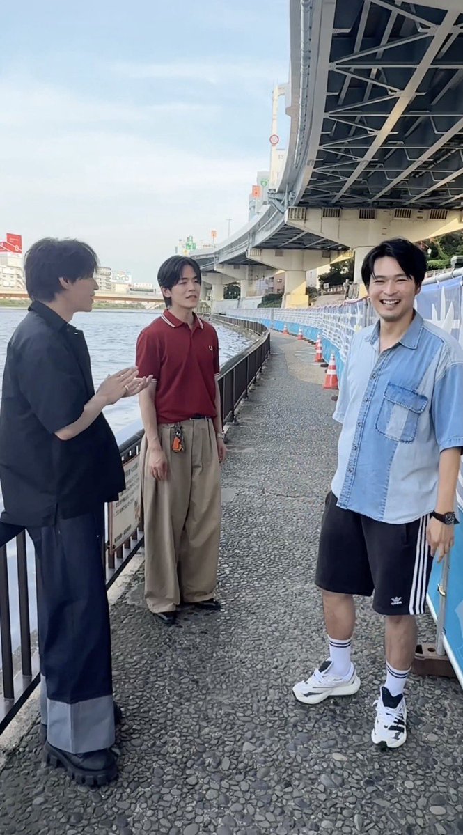 SHOW_WAofficial's tweet photo. SHOW-WAよりお知らせ🙇‍♂️
【#SHOW_WA_TikTok更新】

TikTok更新しました🌟

▶︎ https://t.co/8wDbMRDTqd

⁉️写ってる🤔⁉️

#SHOW_WA https://t.co/EqccP5ClIh