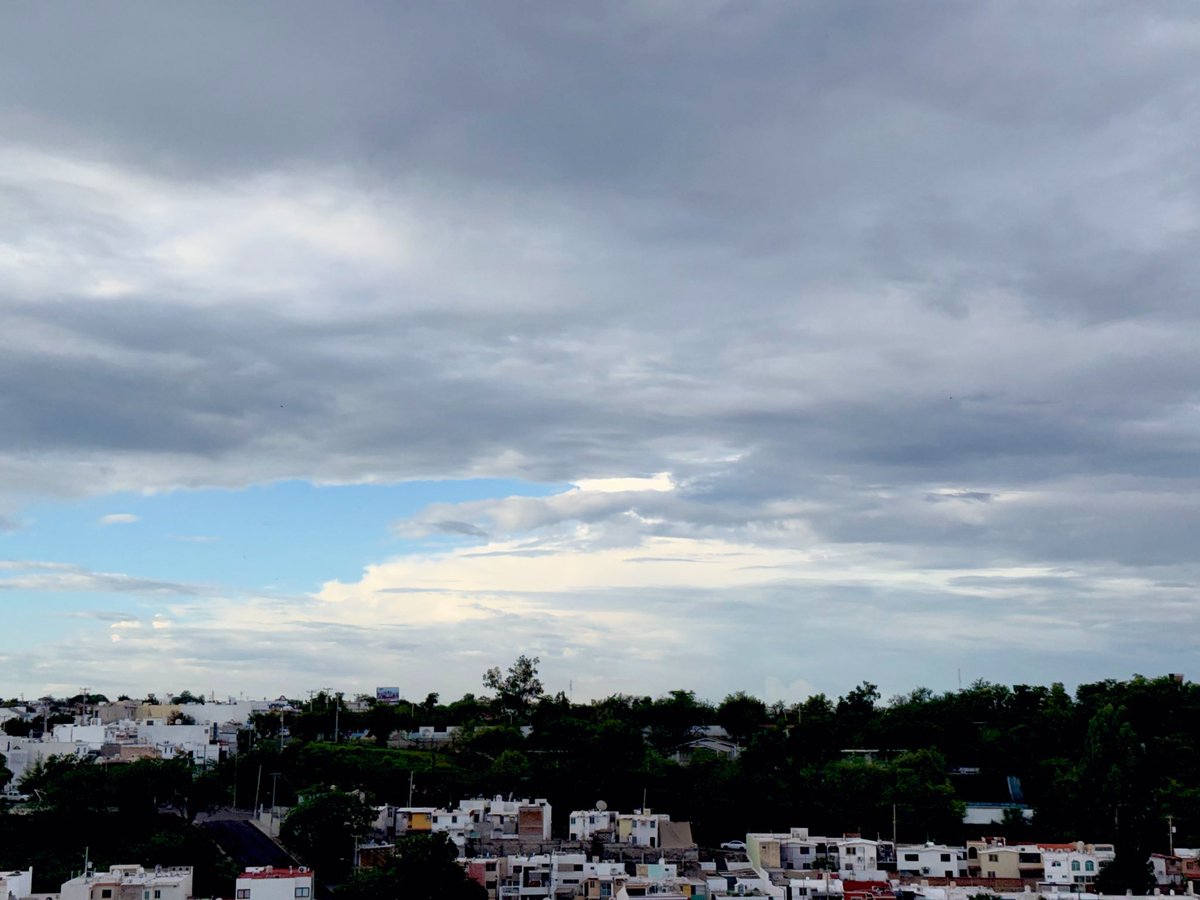 otherR0's tweet photo. martes https://t.co/s1iXWxFcyW